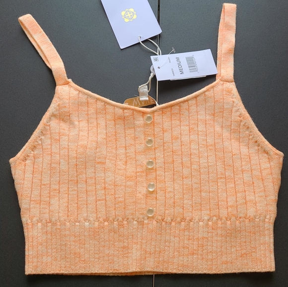 NWT, WAYF, Women's Knit Cropped Cami - Picture 2 of 3